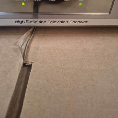 Zenith HDV420 High-Definition Digital TV Receiver / Tuner – Silver image 2