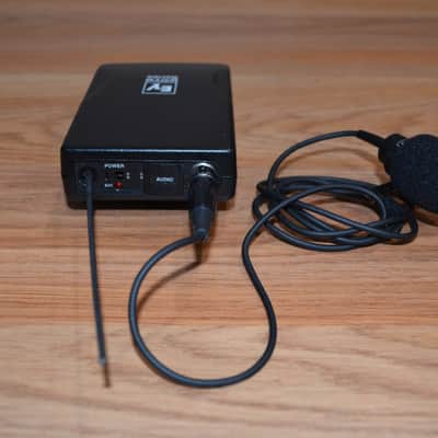 Electro-Voice ClearScan Wireless Lavalier Mic System image 4