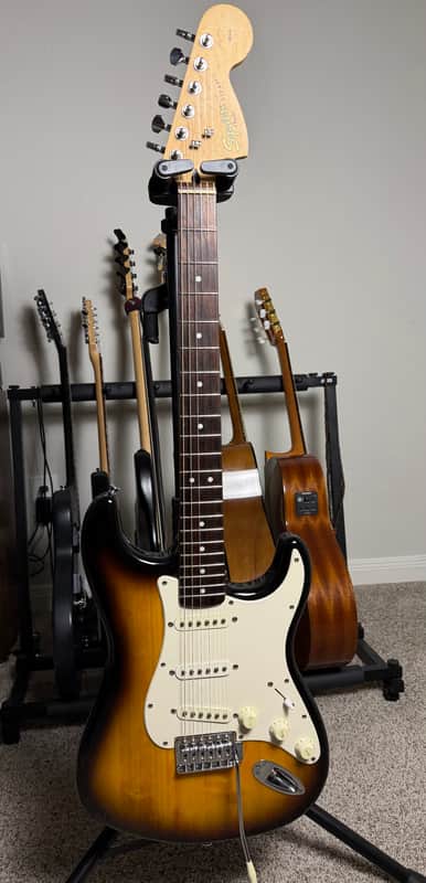 Squier Affinity Series Stratocaster with Rosewood Fretboard
