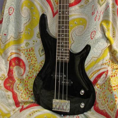 Lyon "Series 4" Bass Guitar by Washburn Black Gloss P-Bass Style image 10