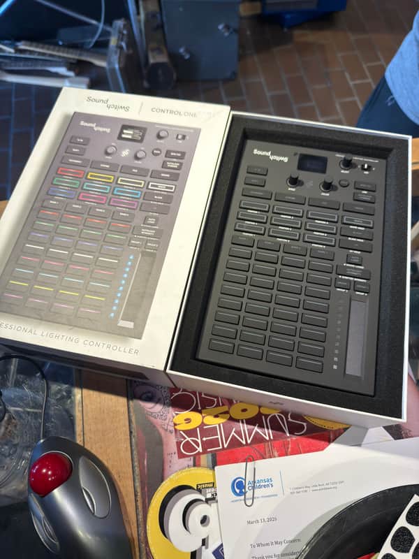 SoundSwitch Control One