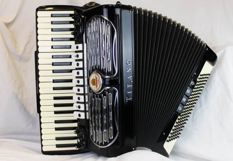 5615 - Black Titano Orchestra Piano Accordion LMMH 41 120 image 1