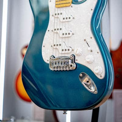G&L Tribute Comanche Emerald Blue MP image 6