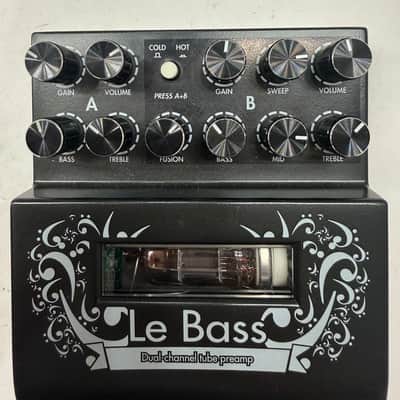 Immagine Two Notes Le Bass Dual Channel Tube Preamp DI Direct Box Guitar Effect Pedal - 2