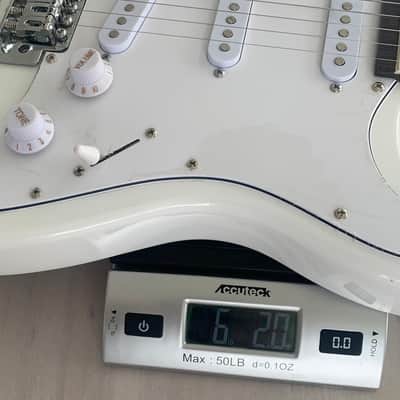 Unbranded Strat Style White image 10