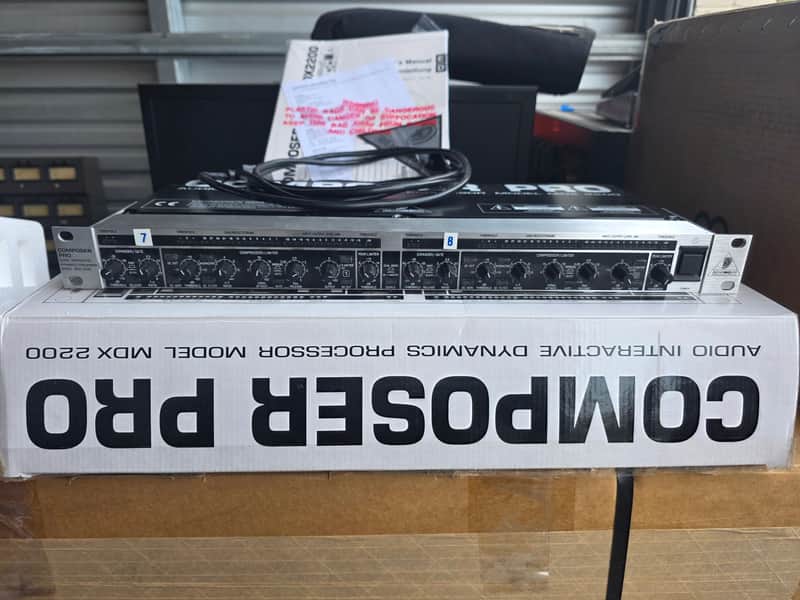 Behringer MDX2200 Compressor Pro image 1