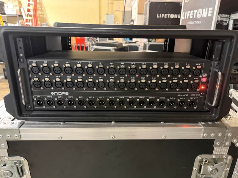 Midas DL32 32-Input 16-Output Stage Box 2016 - Present - Standard image 1