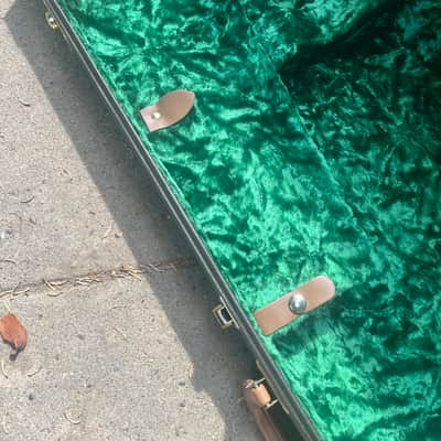 G&G Stratocaster/Telecaster case - Dark Brown Snakeskin, Light Brown accents, Gold Piping, and Hunter Green Interior image 8