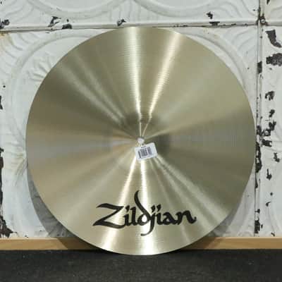 Zildjian A Medium Thin Crash Cymbal 16in (922g) image 2