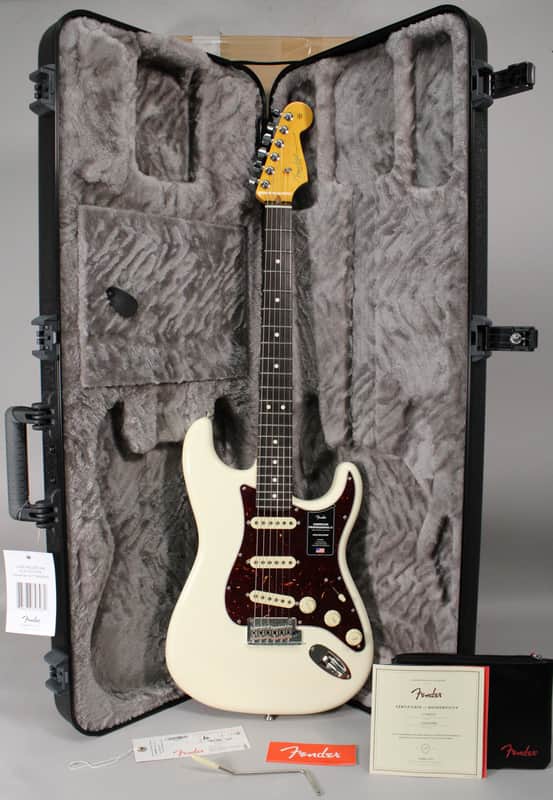 Fender American Professional II Stratocaster with Rosewood Fretboard 2020 - Present Olympic White
