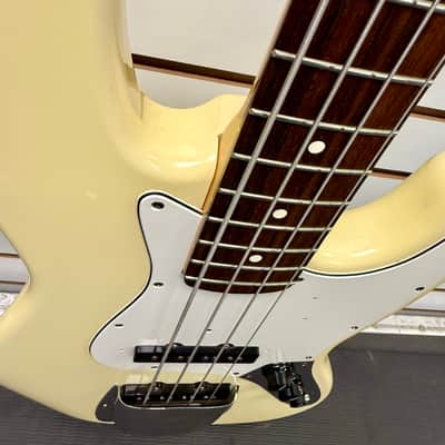 Fender Jazz Bass Made In USA 1995 Cream White with Case - Pre Owned image 7