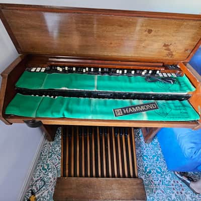 Hammond M-101 1960-1970 - Mogano image 2