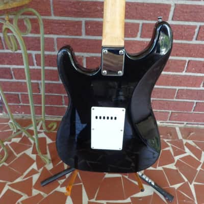 J Reynolds Octave Mandolin - Electric Bouzouki - Strat Conversion image 9