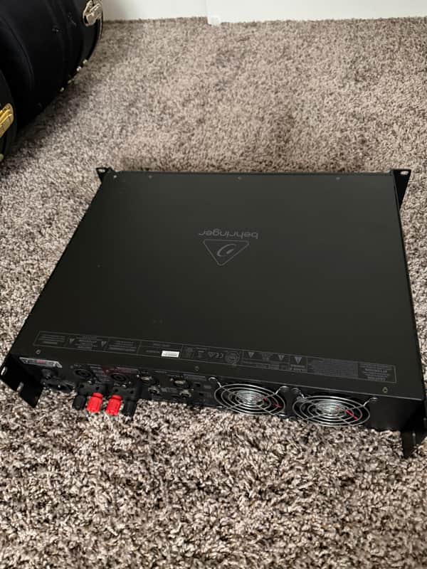 Behringer KM1700 Professional 1700-Watt Stereo Power Amplifier 2010s - Black image 1