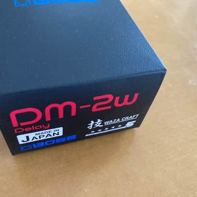 Boss DM-2W Delay Waza Craft 2015 - Present - Pink image 2