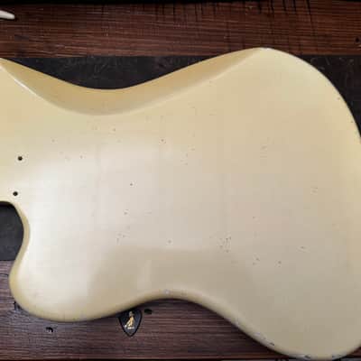 MJT Jazzmaster Body - faded Graffiti Yellow image 4
