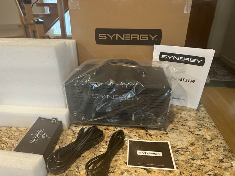 SYNERGY SYN-20IR Amp Head - mint condition image 1