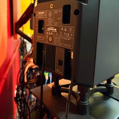 Neumann KH120II DSP Pair + Measurement Mic image 3