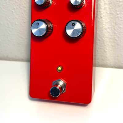 Magic Pedals Fuzz Throne Clone image 2