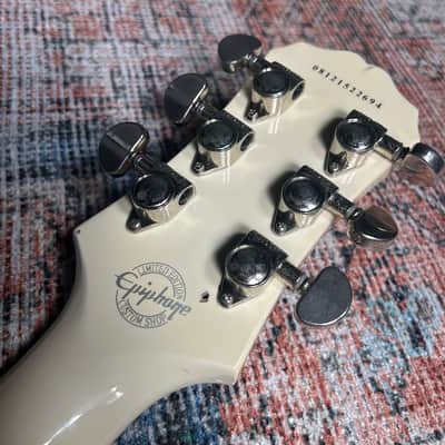 Epiphone Les Paul Studio - Alpine White W/ Gigbag image 9