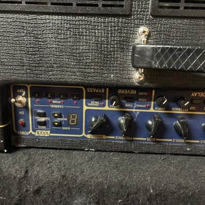 Vox Valvetronix AD120VTH Head 2004 - 2008 - Black/Blue image 3