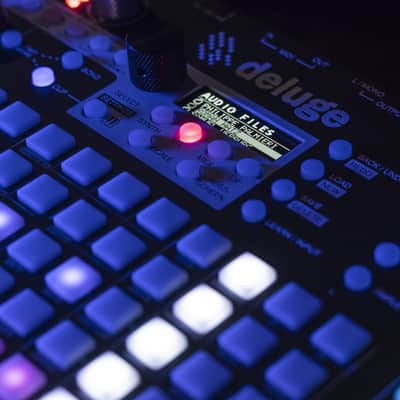 Synthstrom Deluge Portable Synthesizer Sequencer Sampler image 2