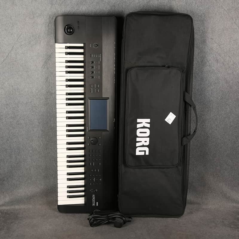 Korg Krome 61 - Gigbag - 2nd Hand image 1