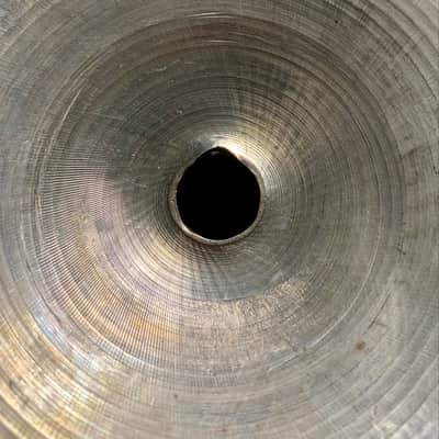 Zildjian Avedis 18” Crash - Vintage 70's Era - Good Condition - 1466g image 4