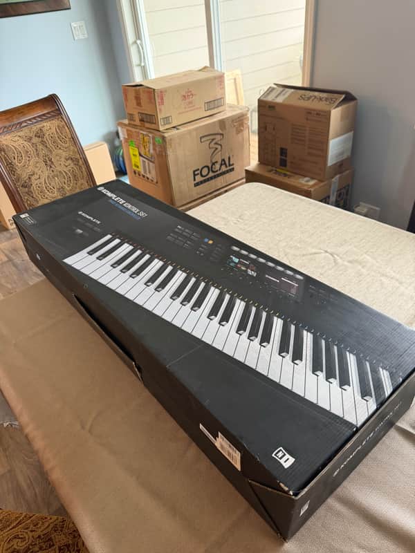 Native Instruments Native Instruments Komplete Kontrol S61 MK2 Keyboard Controller (w/ Original Box) 2017-2022 - Black