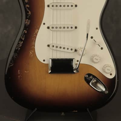 original 1957 Fender Stratocaster Sunburst w/orig. tweed case image 1