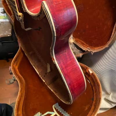 D'Angelico new yorker     basket case 1950's stained red image 17