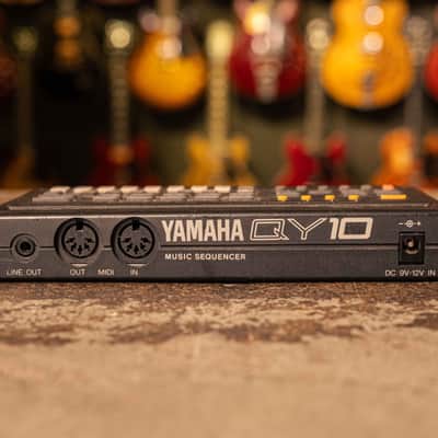 Yamaha QY10 Music Workstation 1990's image 3