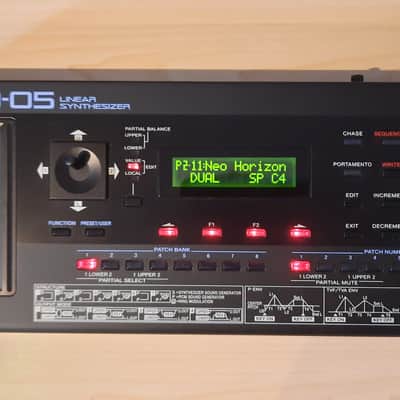 Roland D-05 Boutique Series Linear Synthesizer Sound Module 2015 - Present - Black image 2