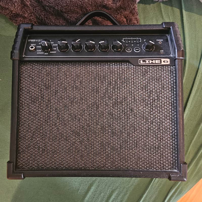 Line 6 Spider V 20 MkII 20-Watt 1x8" Digital Modeling Guitar Combo 2019 - 2021 - Black image 1