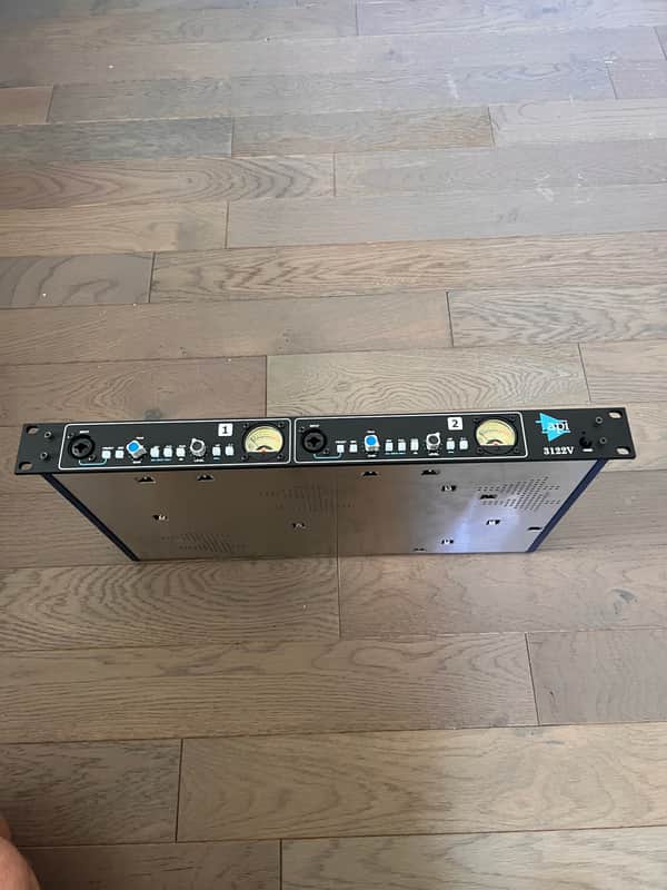 API 3122V 2-Channel Microphone Preamp 2022 - Present - Blue image 1