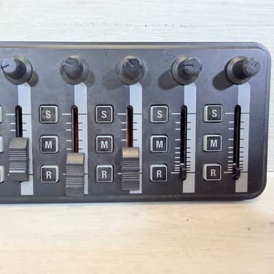 Korg nanoKONTROL2 USB MIDI Controller w/ Original Box - Compact DAW Mixer Control Surface 2010's image 3