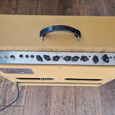 Fender Blues Deluxe Reissue 2-Channel 40-Watt 1x12" Guitar Combo 2005 - Present - Tweed image 4