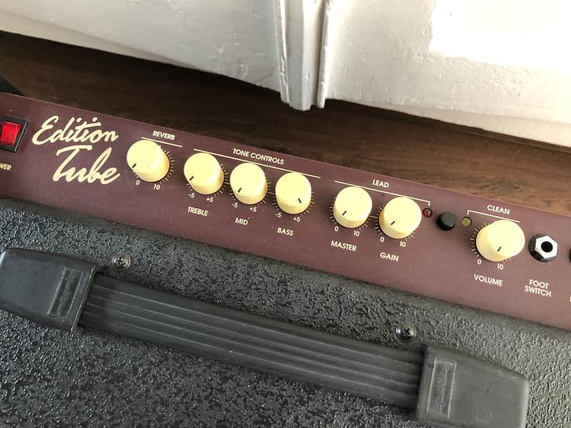Hughes & Kettner Edition Tube 2-Channel 20-Watt 1x12" Guitar Combo image 3