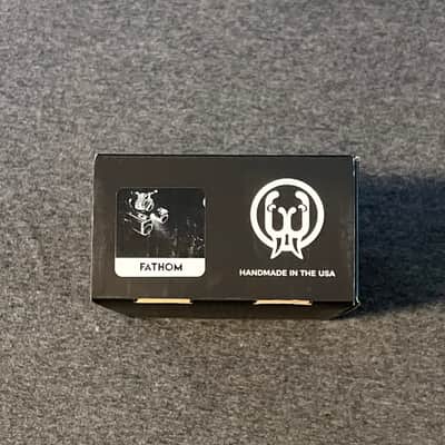Walrus Audio Fathom Multi-Function Reverb 2018 - Present - Blue image 10