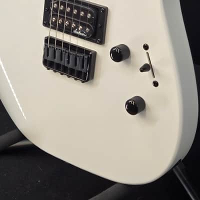 Jackson X Series Soloist™ SLX DX HT, Laurel Fingerboard, Snow White image 4