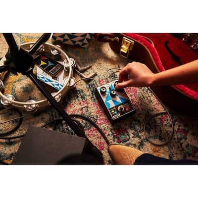 Maestro Comet Analog Bucket Brigade Chorus Pedal image 8