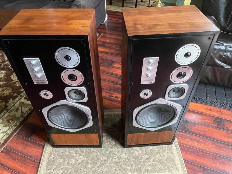 Marantz HD-880 1978 Walnut image 1