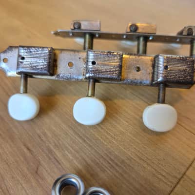 Set of Vintage 1950's Kluson No Line Strip Tuners w/ Ferrules, Mounting Screws! image 2