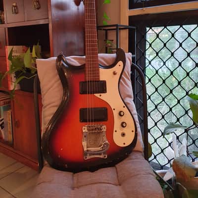 Mosrite Mark V 1968 Sunburst image 2
