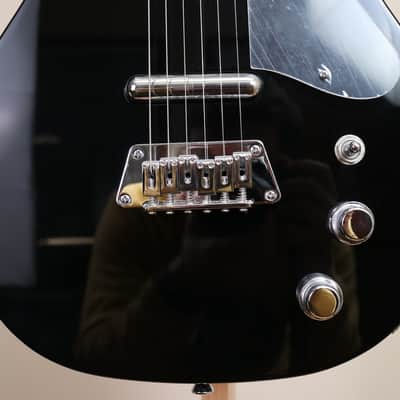 Silvertone 1303 Electric Guitar - Black Finish image 4