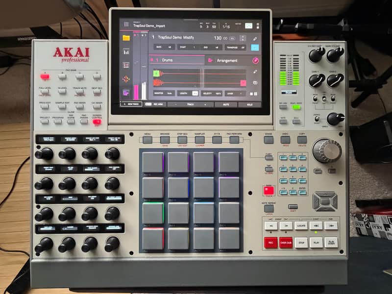 Akai MPC X Special Edition Standalone Sampler / Sequencer 2023 - Present - Grey image 1