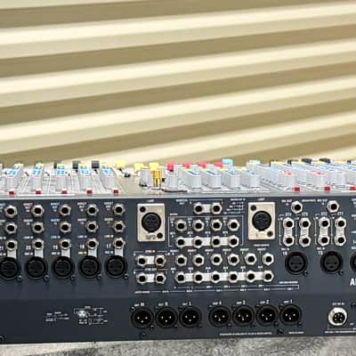Allen & Heath GL2400-32 4-Group 32-Channel Mixing Console 2010s - Gray Bild 2