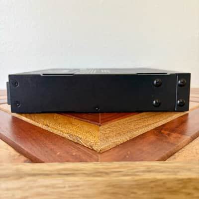 Atlas IED / AP-S15HR / 15A Half Width Rack Power Conditioner image 5