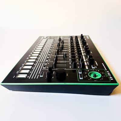 Roland TR-8 AIRA Rhythm Performer with Sample Playback 2018 - Present - Black image 5