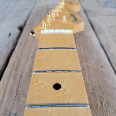 Fender  Stratocaster Neck Limited Edition Custom Shop 2022 Birdseye Gold Tuners - Natural image 4
